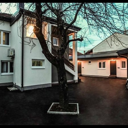 Polar Apartments Banja Luka Lpij Exterior photo